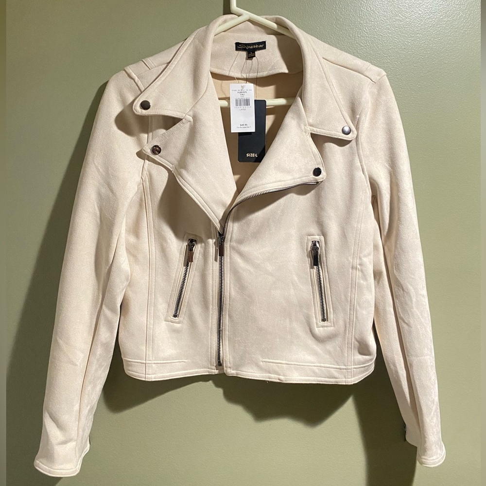 Shinestar from Buckle faux suede jacket. Size Large. Cream. NWT